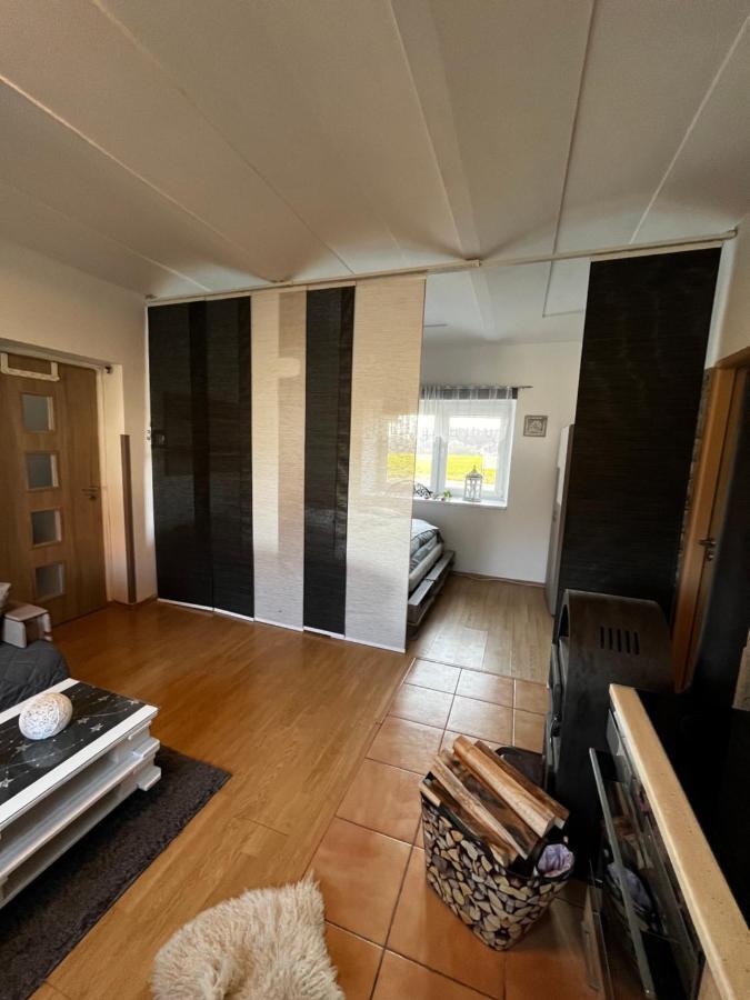 Holiday home Utulne Spani Ve Venkovske Chaloupce S Virivkou